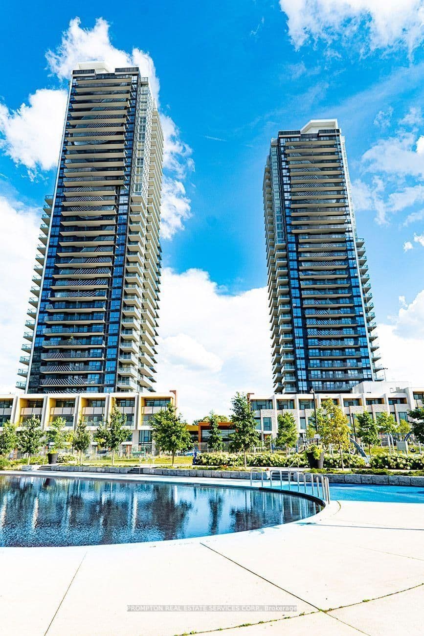 Photo of MCMAHON Drive in Toronto · Bayview Village