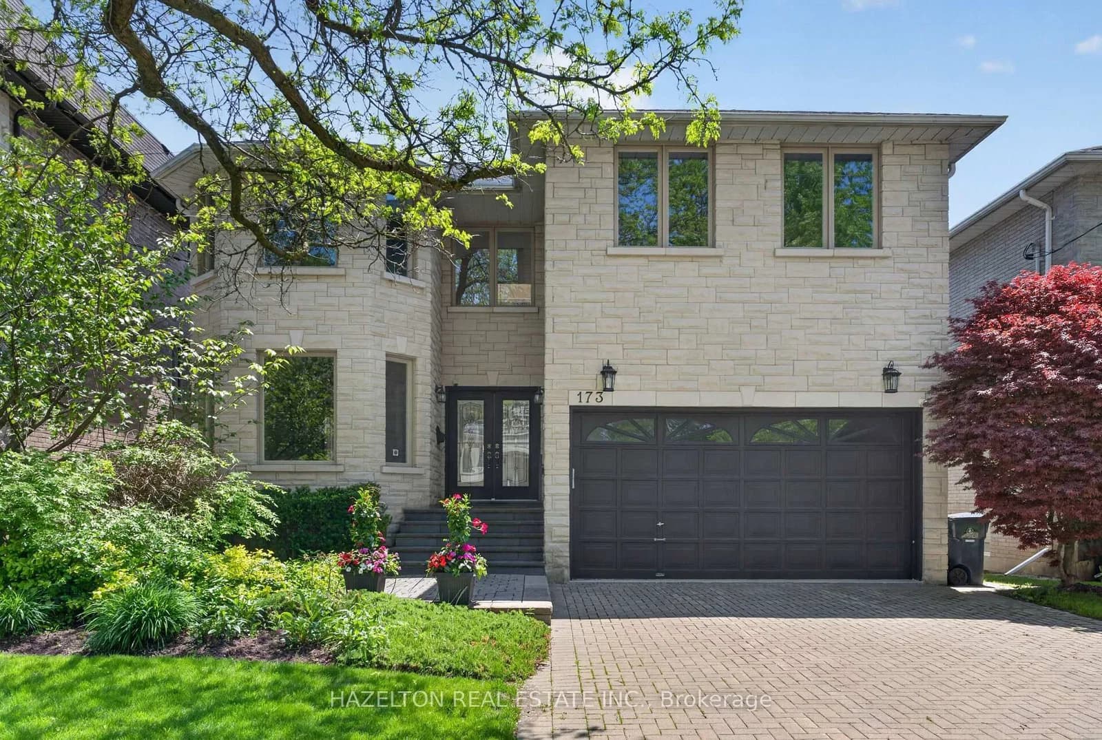 Photo of Holmes Avenue in Toronto · Willowdale East
