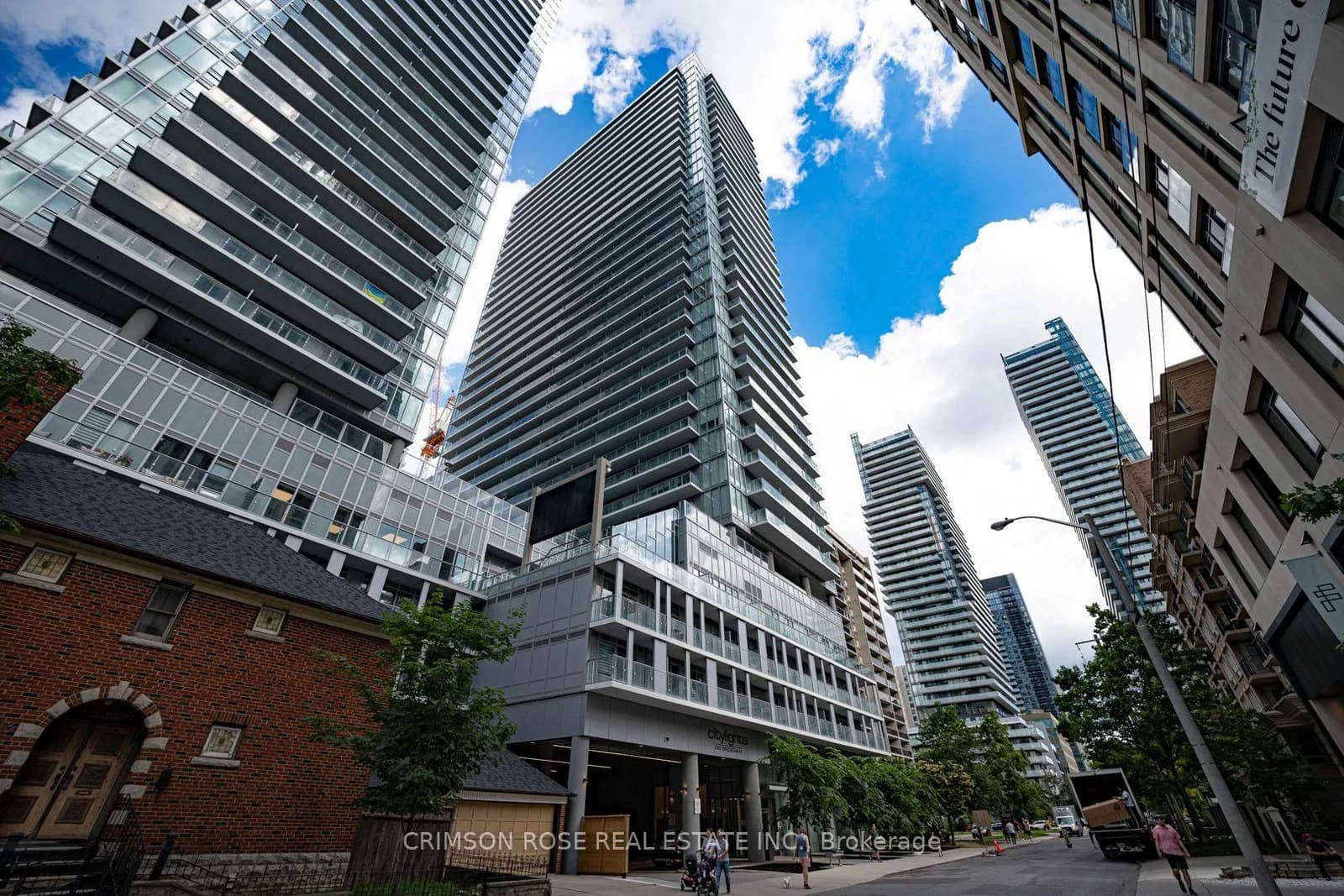 Photo of Redpath Avenue in Toronto · Mount Pleasant West