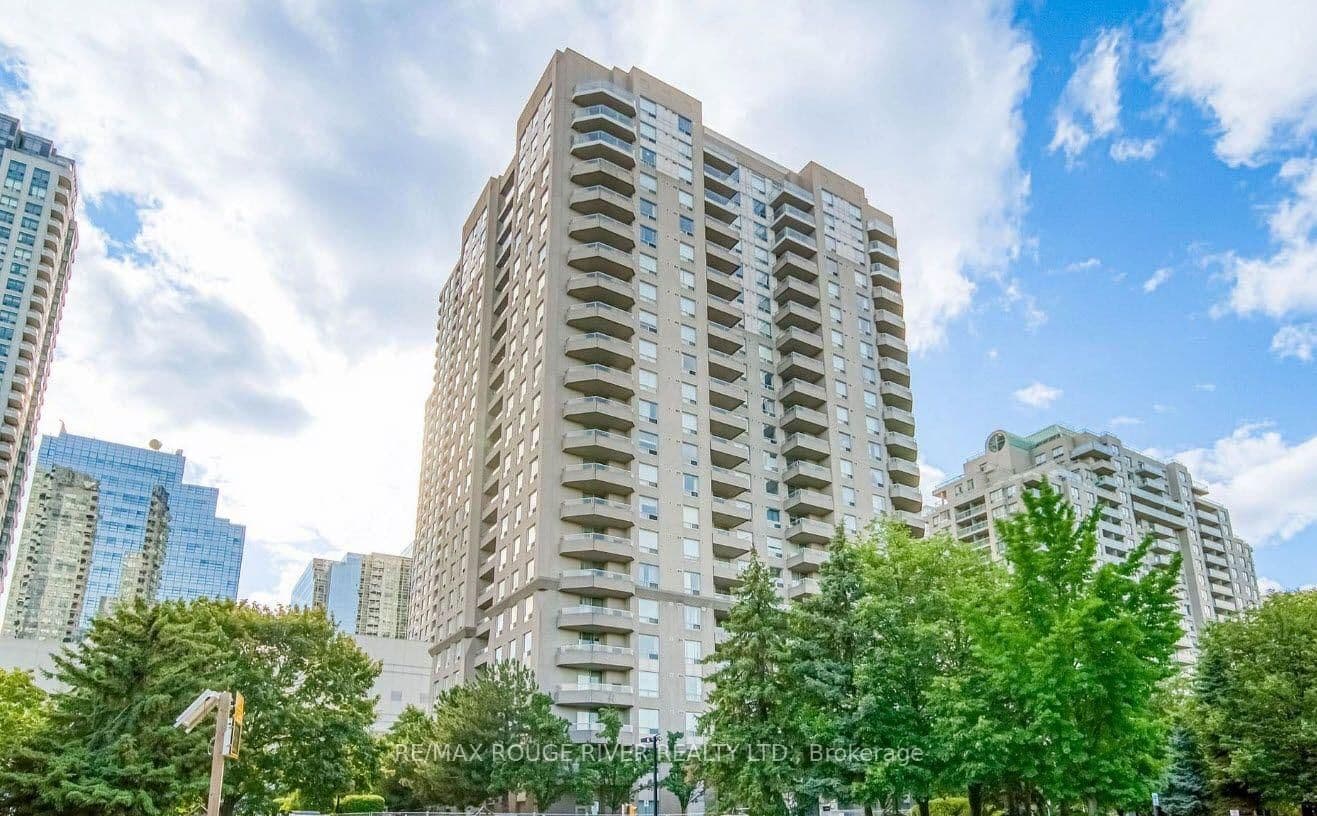 Empress Avenue in Toronto · Willowdale East — photo 2