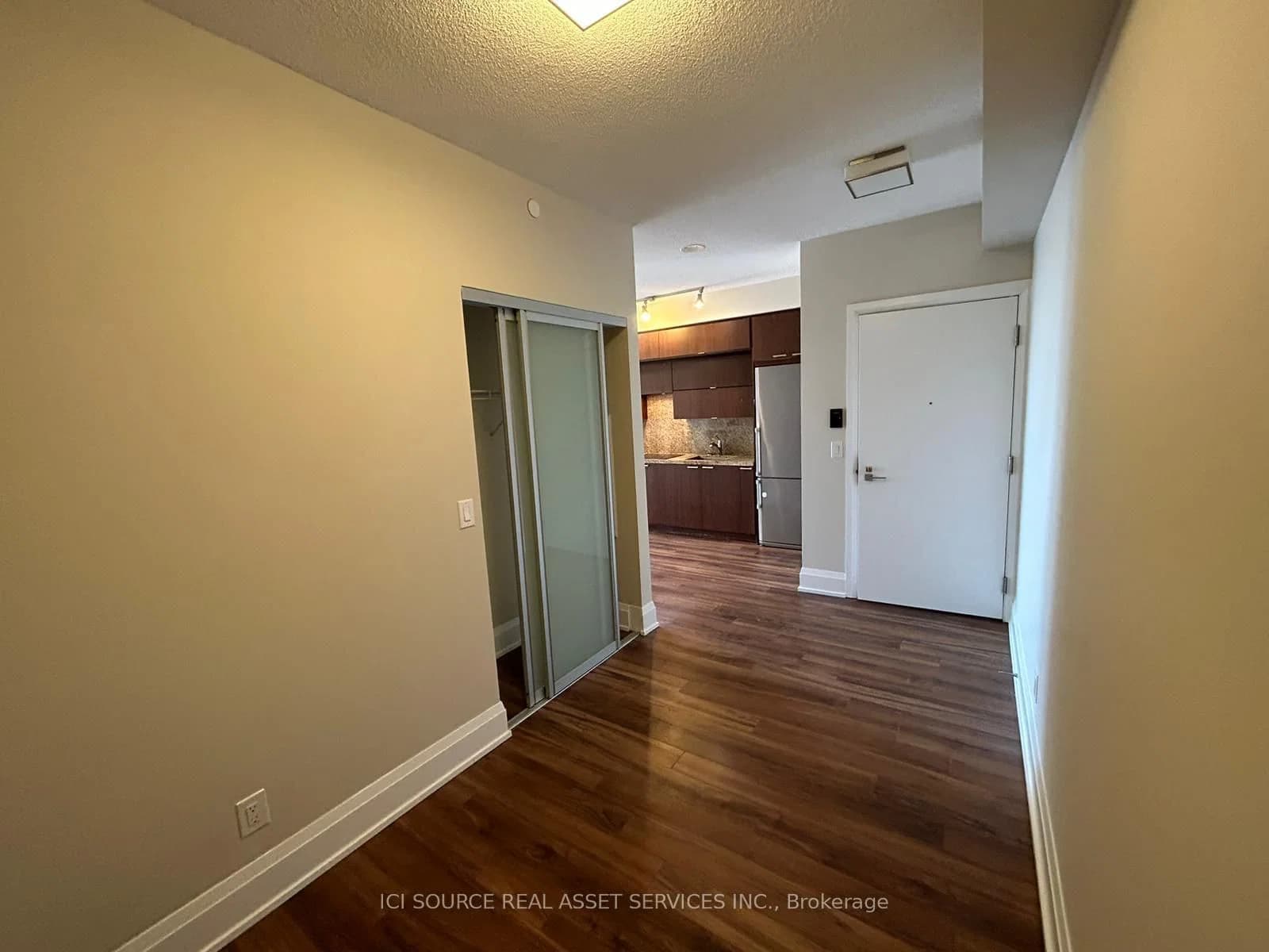 Harrison Garden Boulevard in Toronto · Willowdale East — photo 3