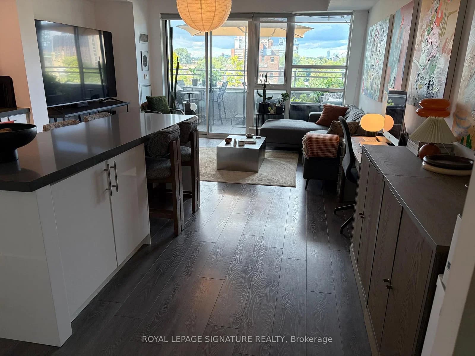Photo of Portland Street in Toronto · Waterfront Communities C1