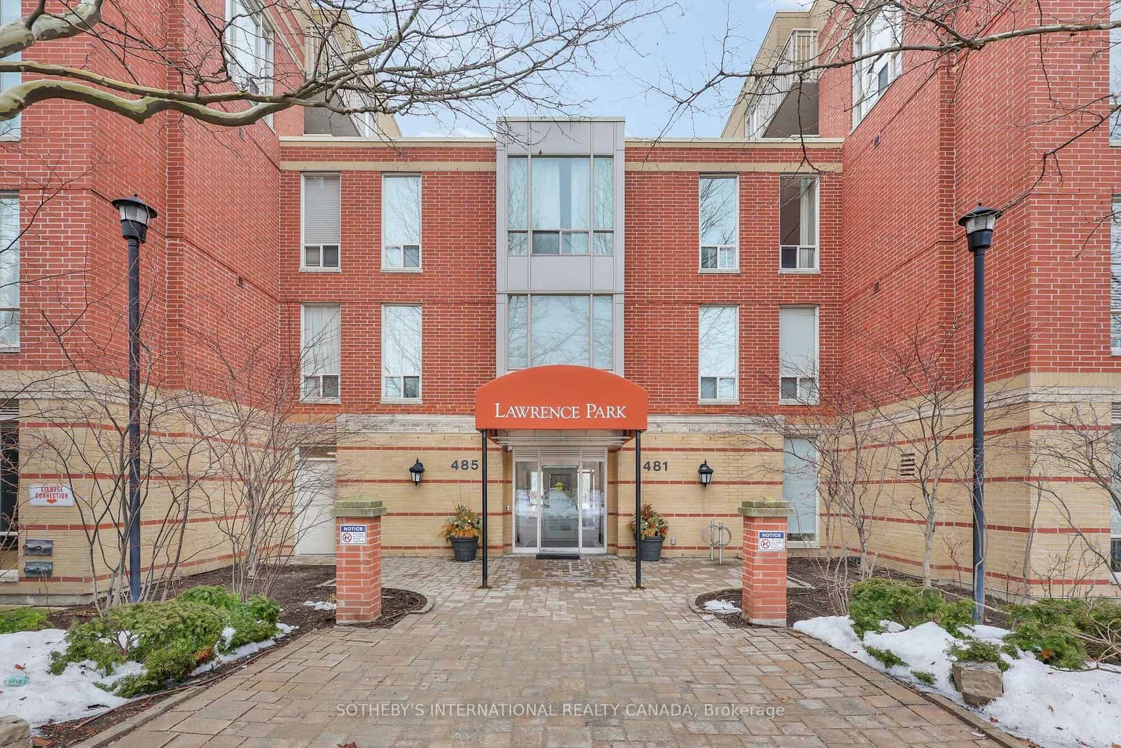 Photo of Rosewell Avenue in Toronto · Lawrence Park South
