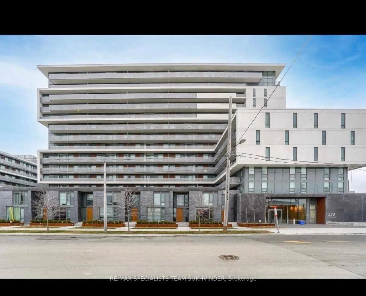 Photo of Varna Drive in Toronto · Englemount-Lawrence