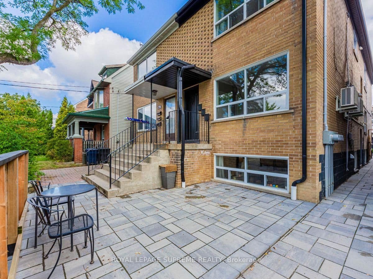 Photo of Greensides Avenue in Toronto · Wychwood