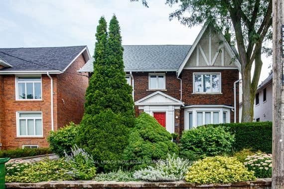 HIGHBOURNE Road FL. in Toronto · Forest Hill South — photo 2