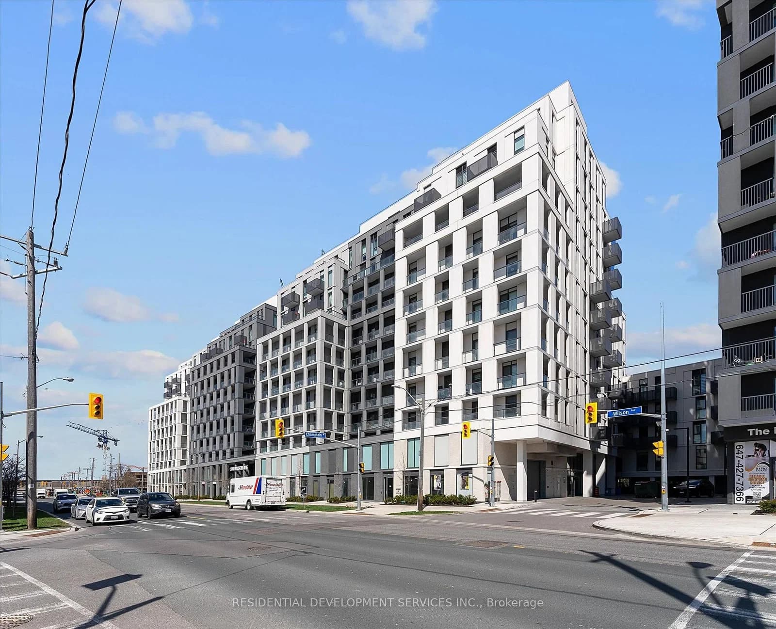 Wilson Avenue in Toronto · Clanton Park — photo 3