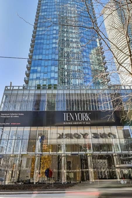 Photo of York Street in Toronto · Waterfront Communities C1