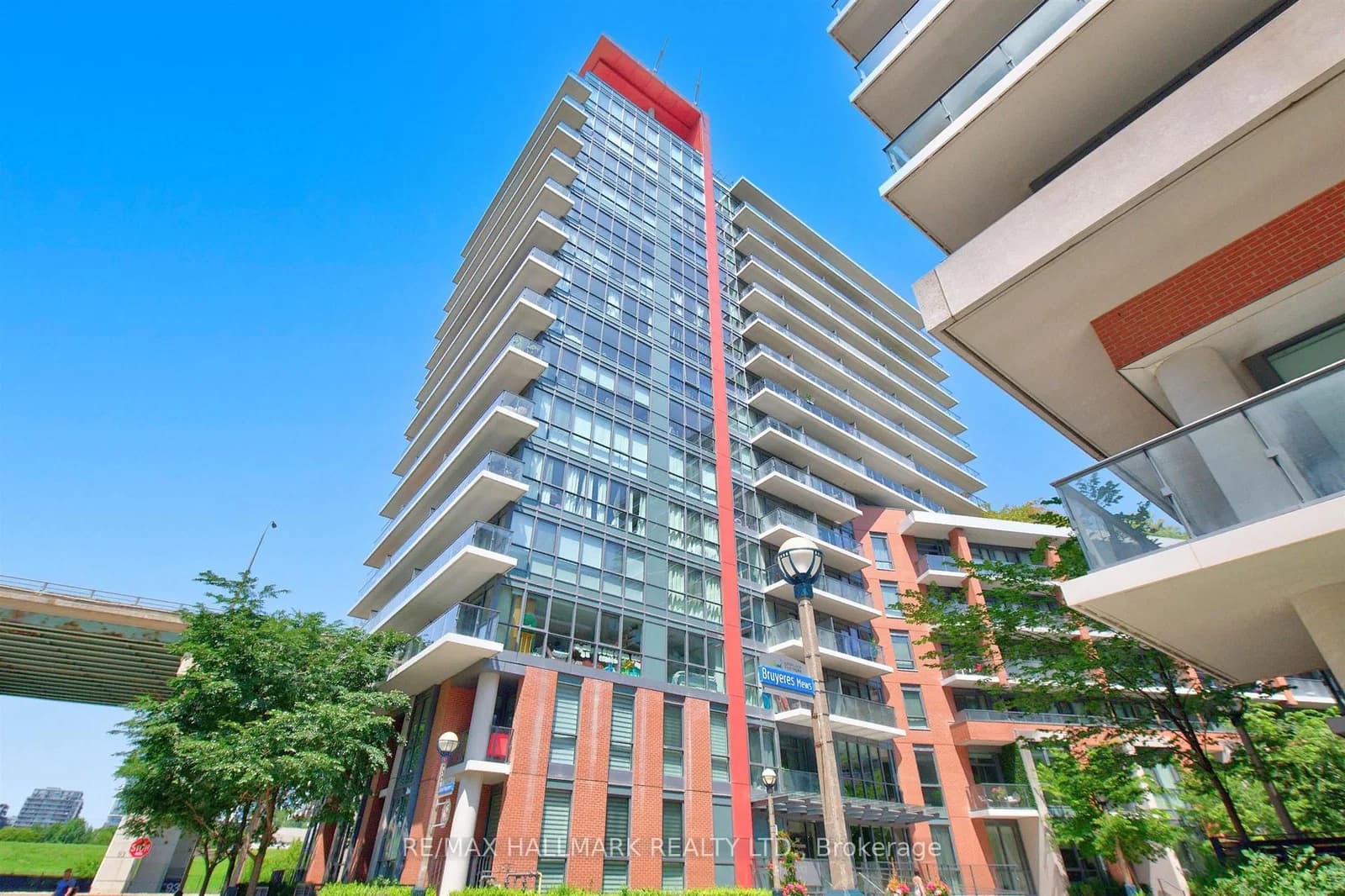 Photo of Bruyeres Mews in Toronto · Niagara