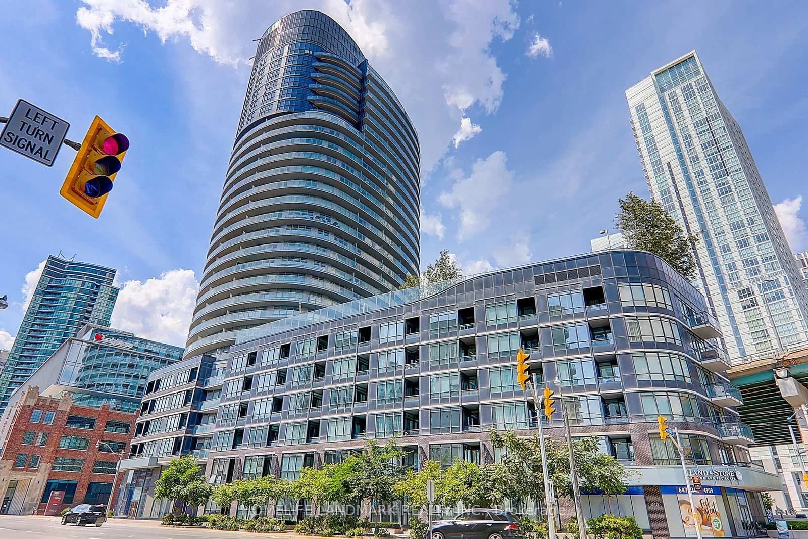 Photo of Dan Leckie Way in Toronto · Waterfront Communities C1