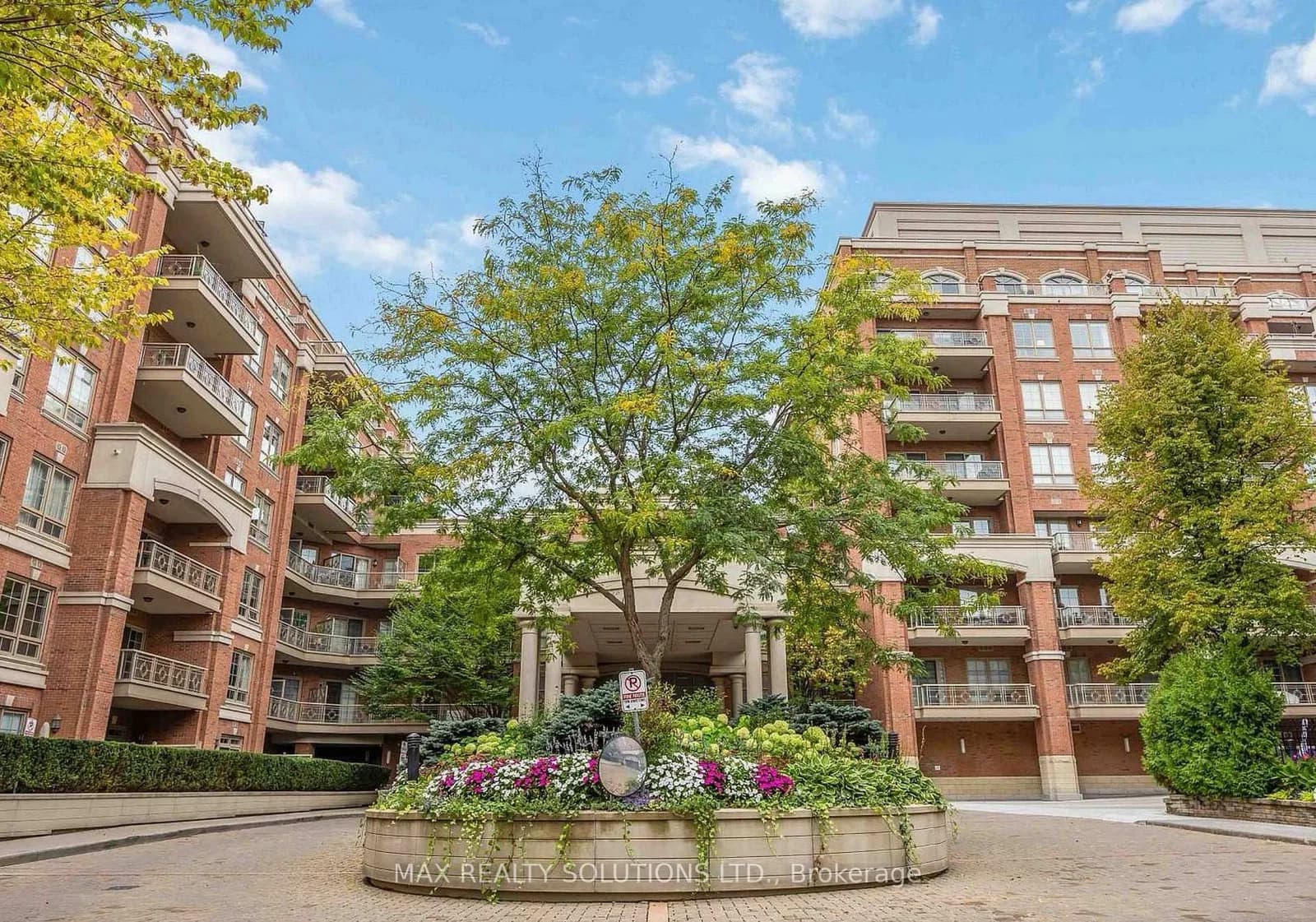 Photo of Burkebrook Place in Toronto · Bridle Path-Sunnybrook-York Mills
