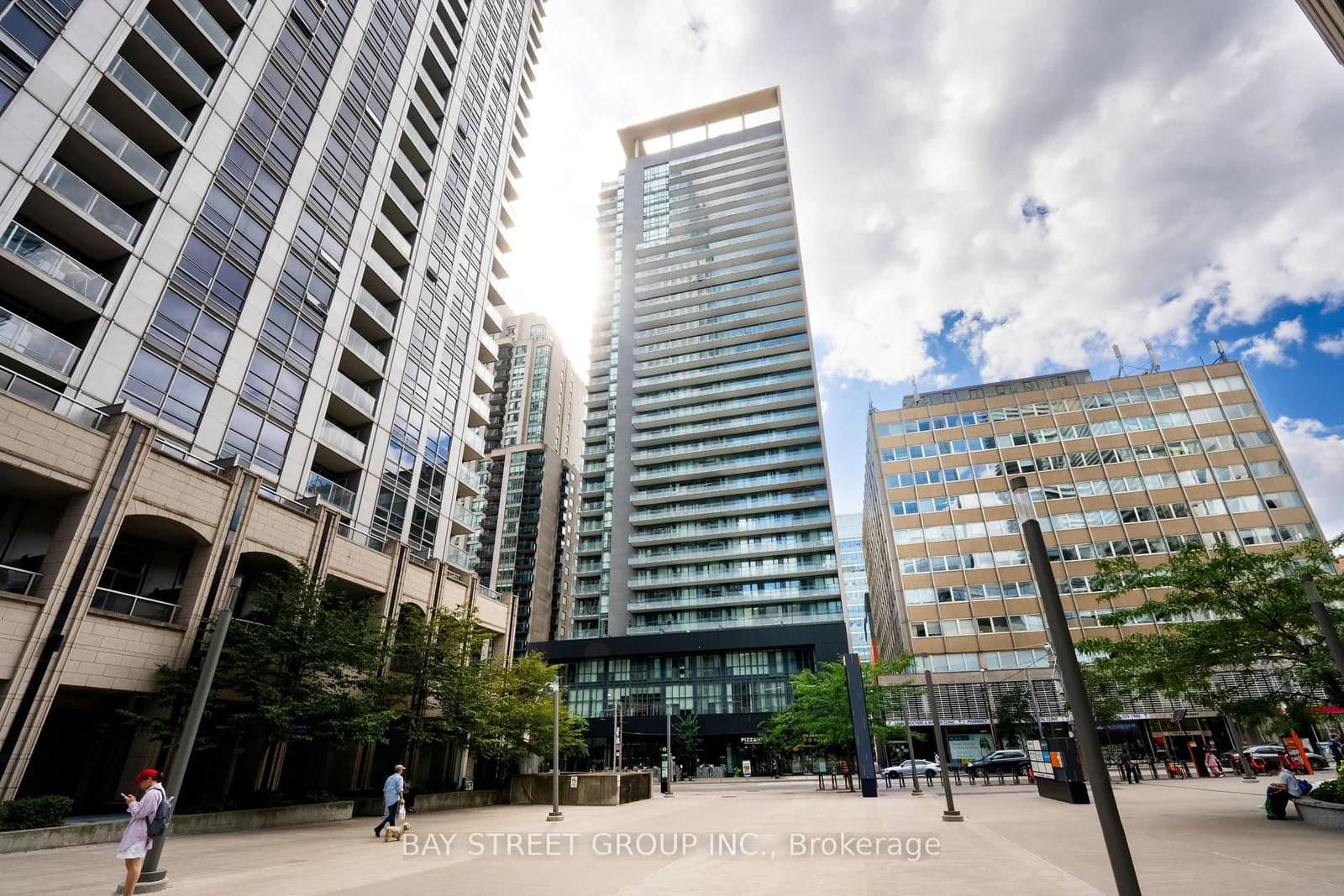 Photo of Bay Street in Toronto · Bay Street Corridor