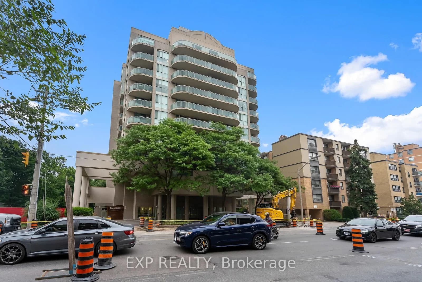 Photo of Eglinton Avenue in Toronto · Mount Pleasant East