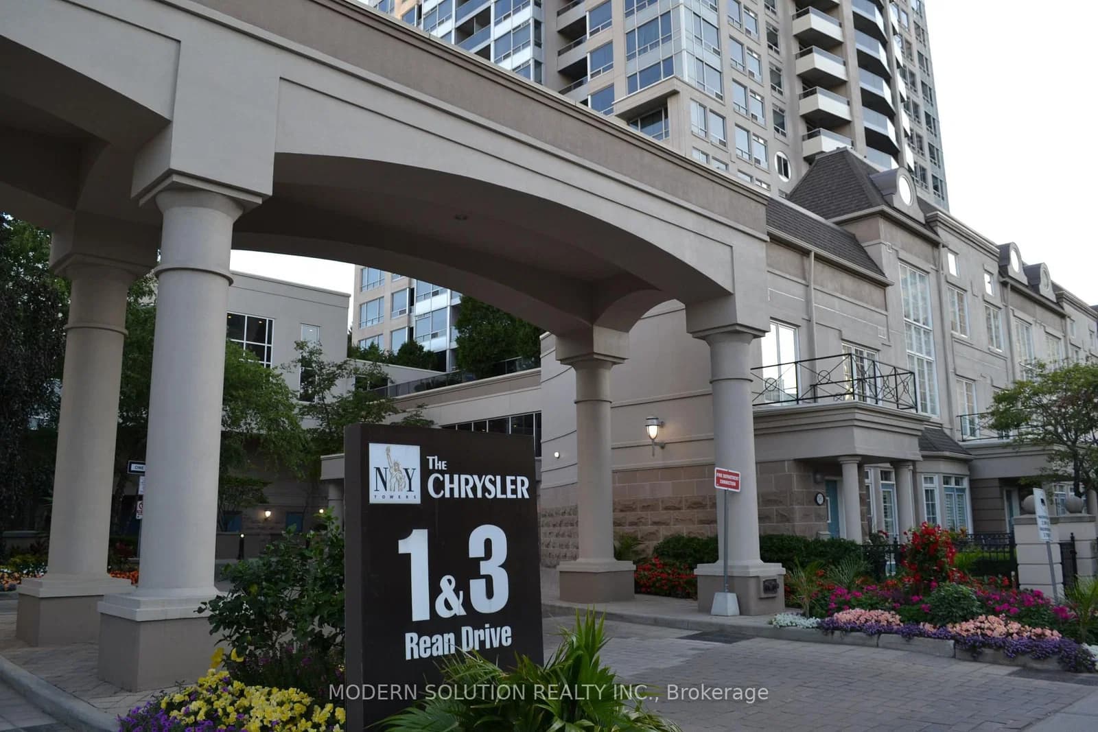 Photo of Rean Drive in Toronto · Bayview Village