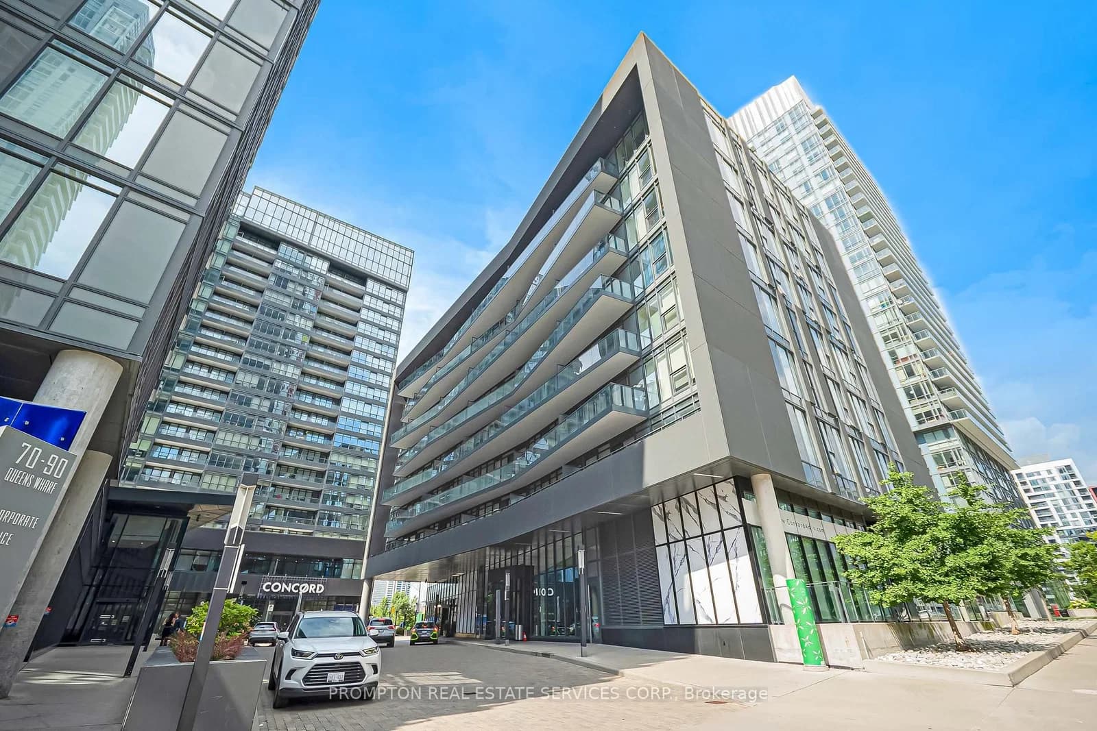 Photo of Queens Wharf Road in Toronto · Waterfront Communities C1