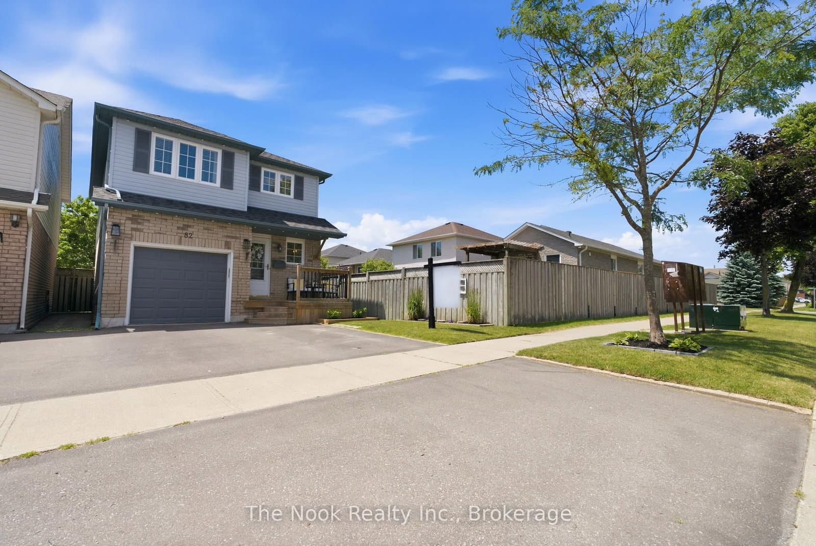 Mallory Street in Clarington · Courtice — photo 3
