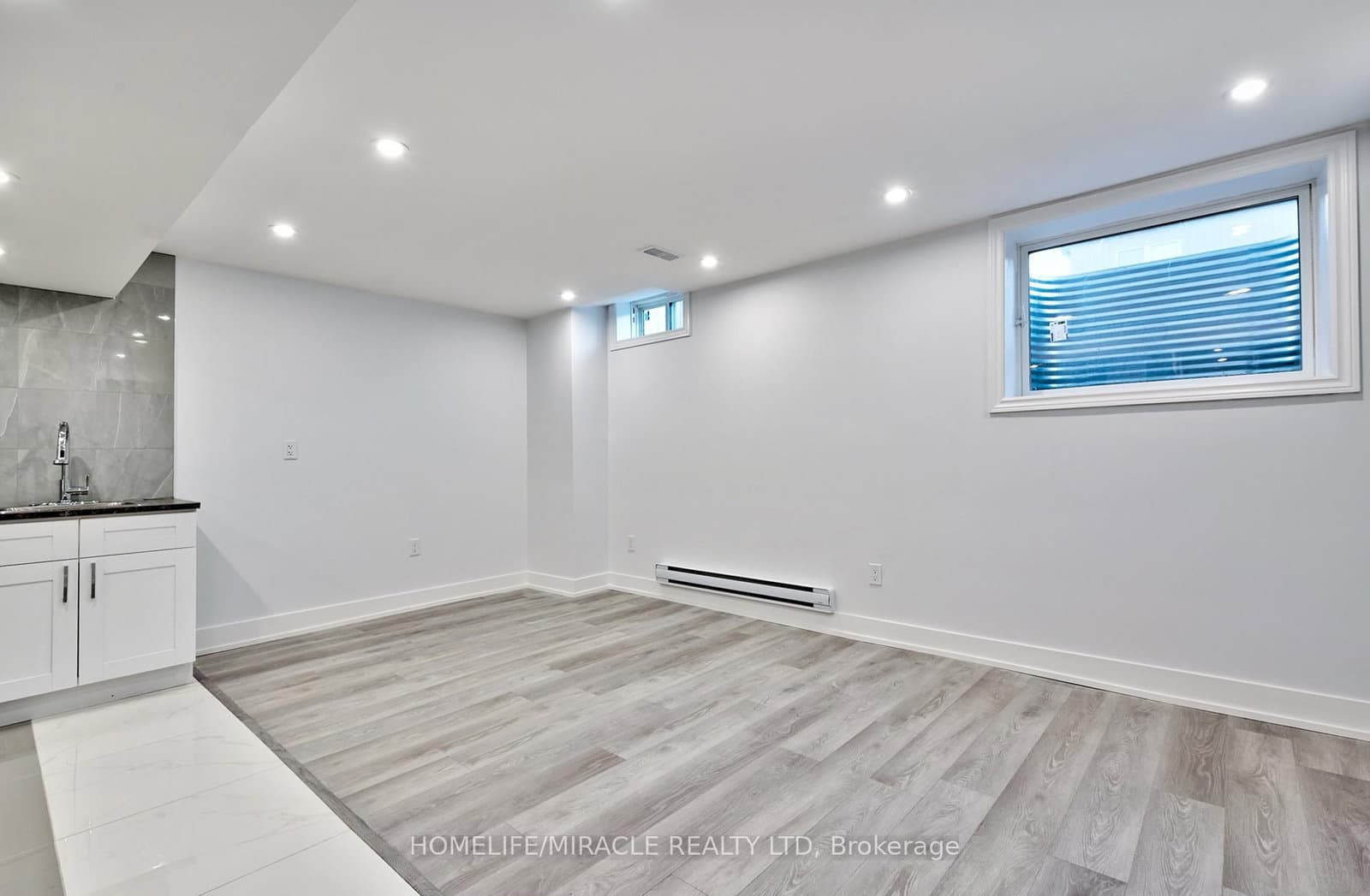 William Fair Drive in Clarington · Bowmanville — photo 3