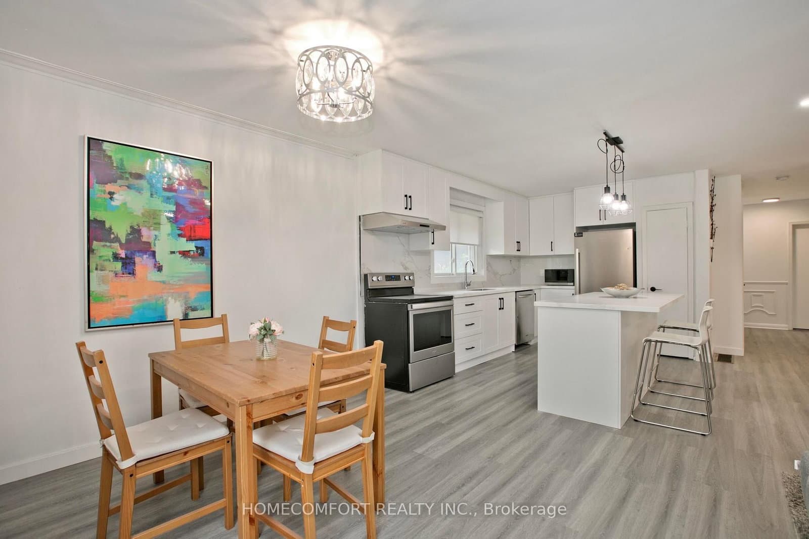 Beacham Crescent in Toronto · Tam O'Shanter-Sullivan — photo 3