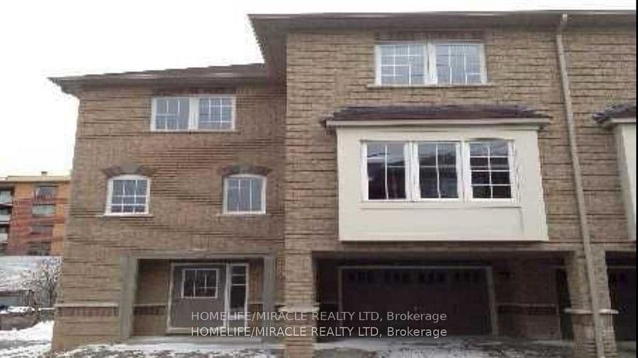 Photo of Vasto Lane in Toronto · Scarborough Village