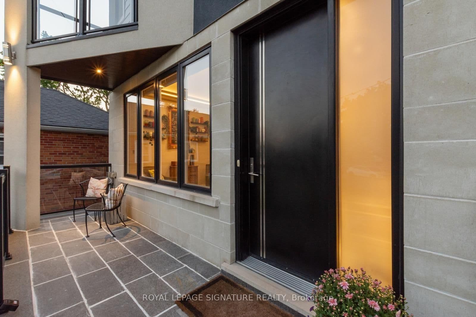 Dunkirk Road in Toronto · Danforth Village-East York — photo 2