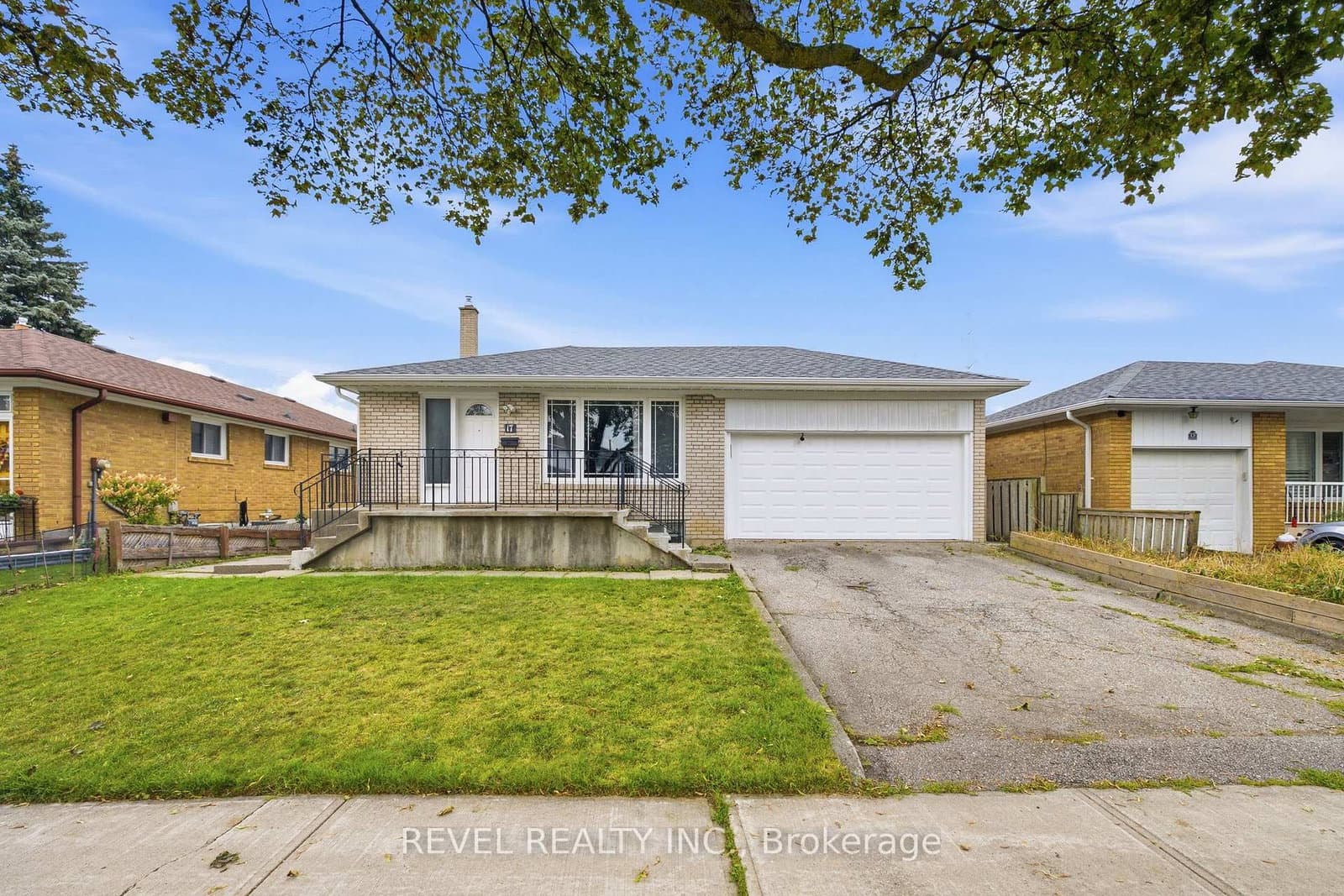 Photo of Amberjack Boulevard in Toronto · Woburn