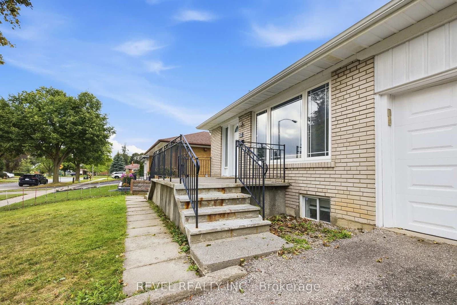 Amberjack Boulevard in Toronto · Woburn — photo 3