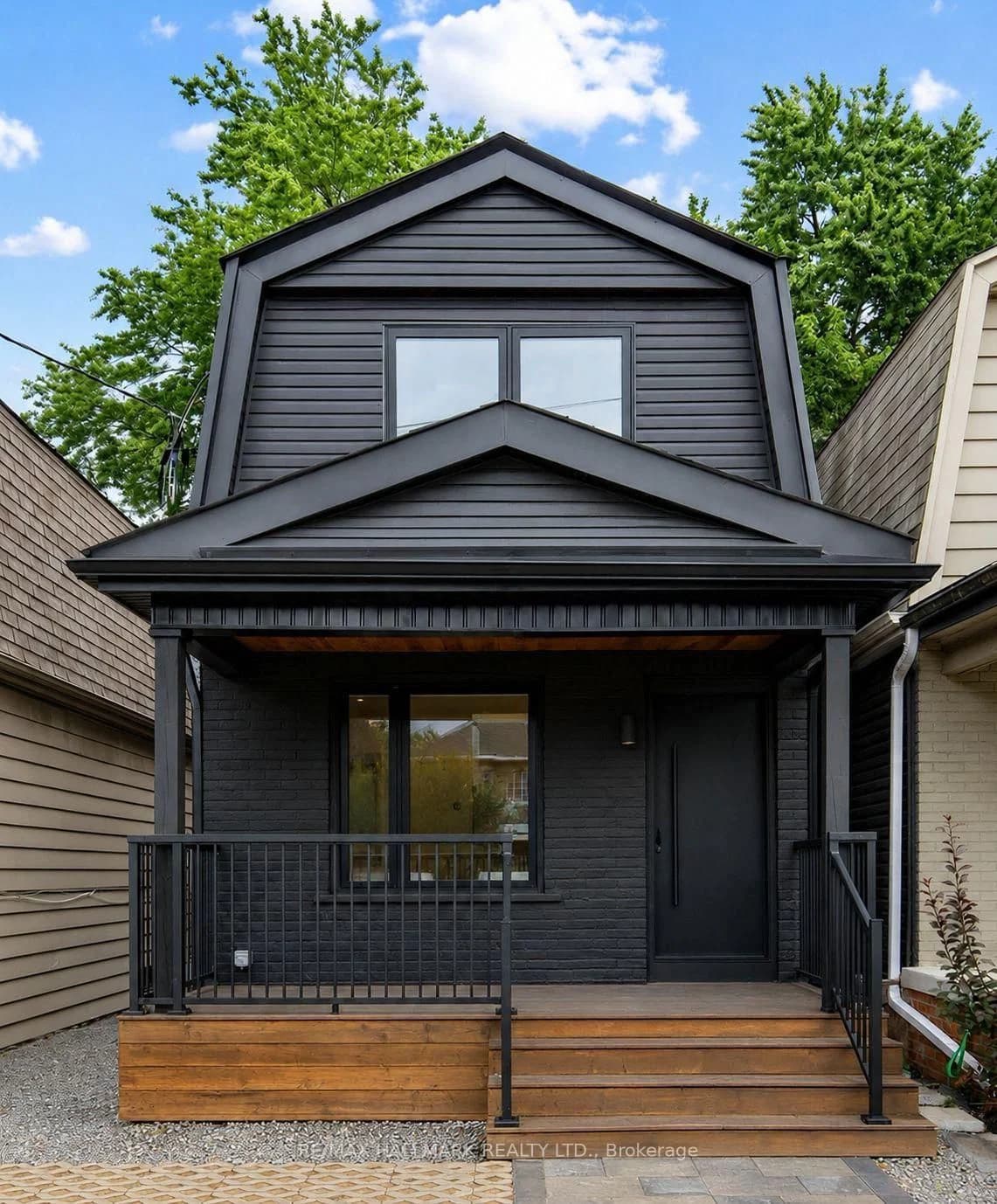 Donlands Avenue in Toronto · Danforth Village-East York — photo 3