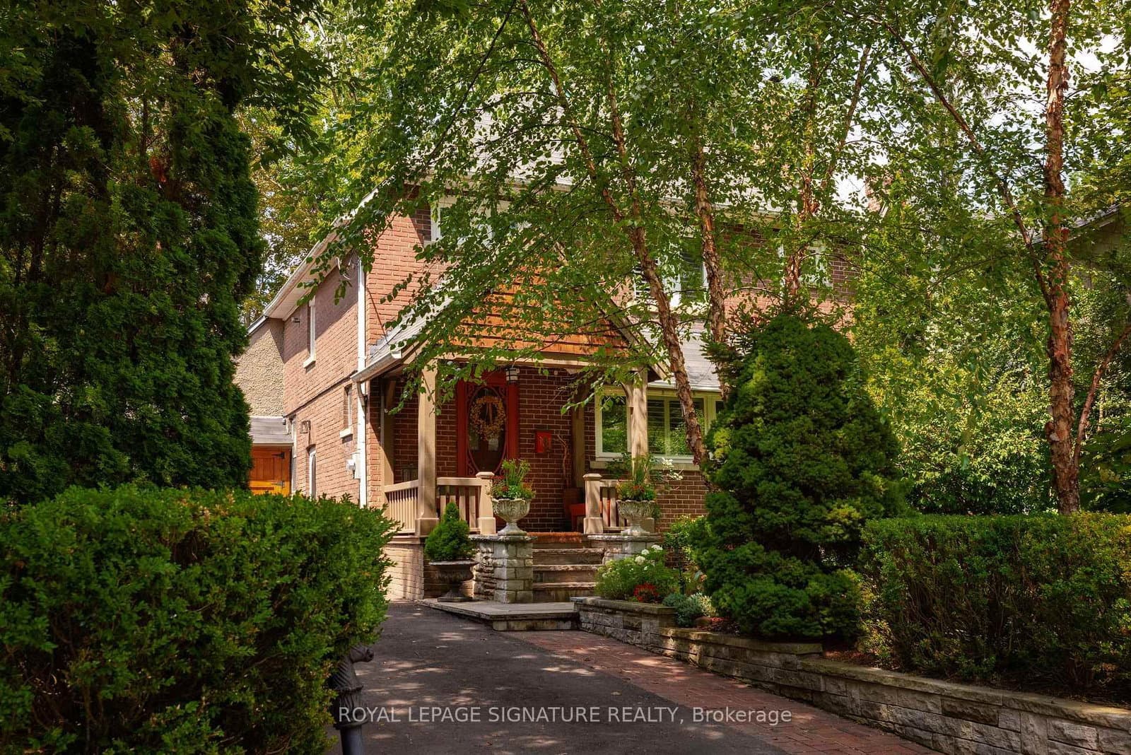 Photo of Kelsonia Avenue in Toronto · Cliffcrest