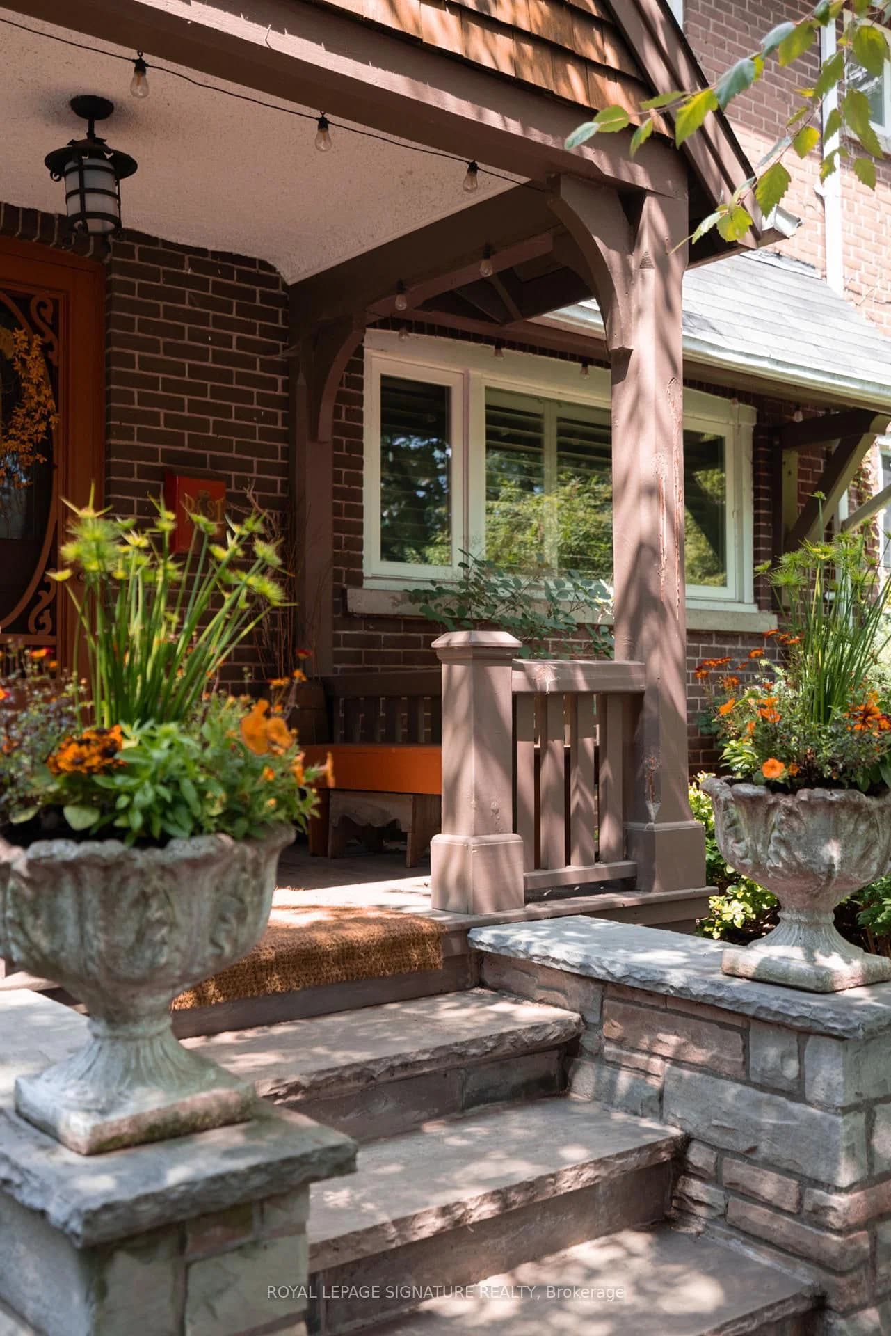 Kelsonia Avenue in Toronto · Cliffcrest — photo 3