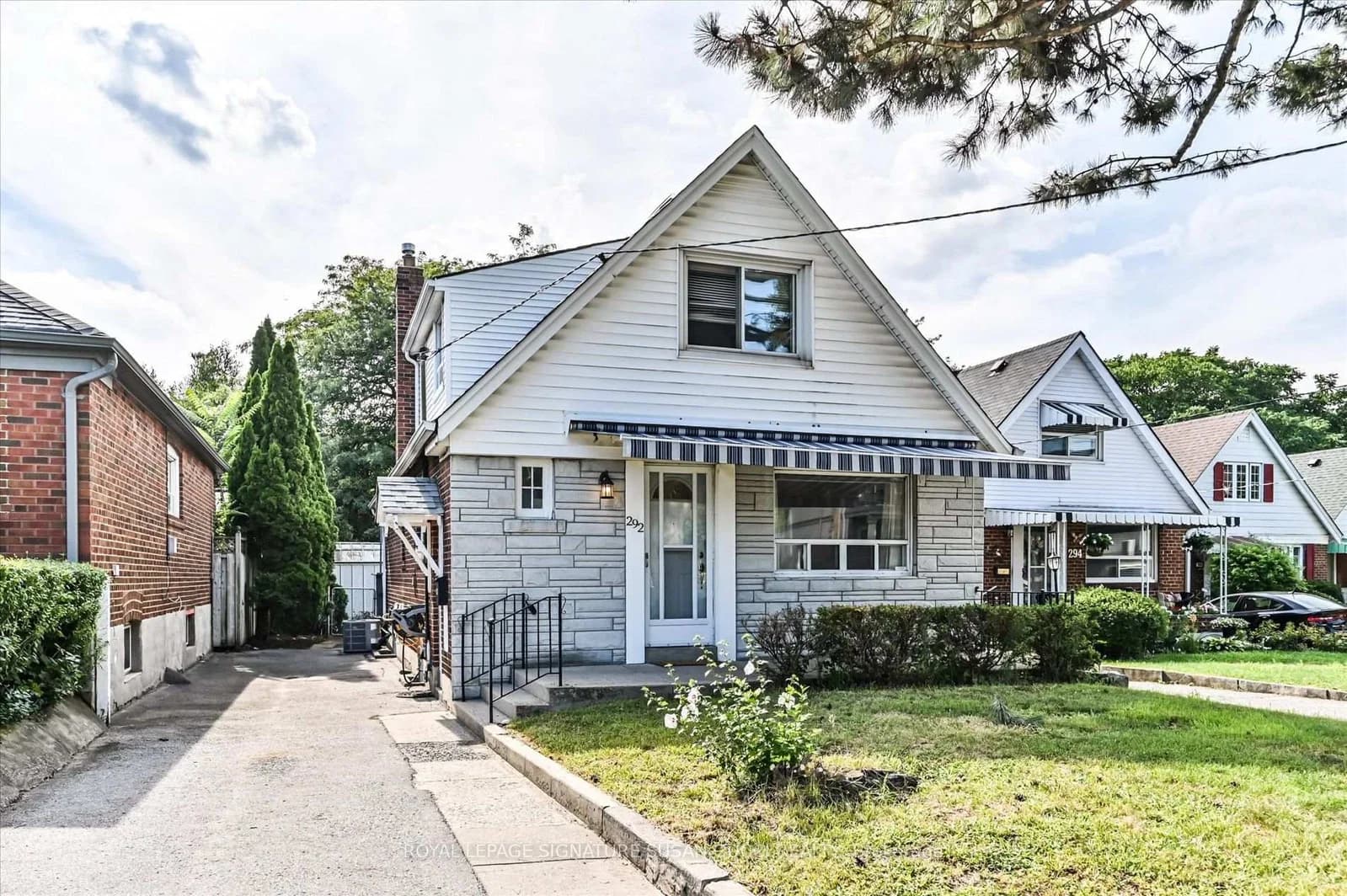 Glebemount Avenue in Toronto · East York — photo 2