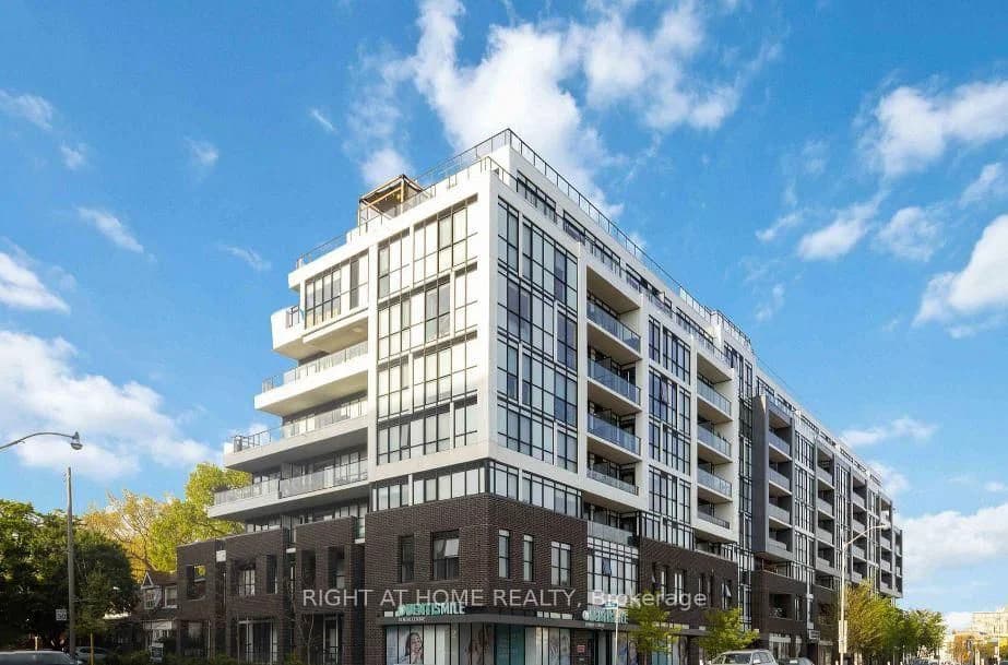 Photo of Danforth Avenue in Toronto · East End-Danforth