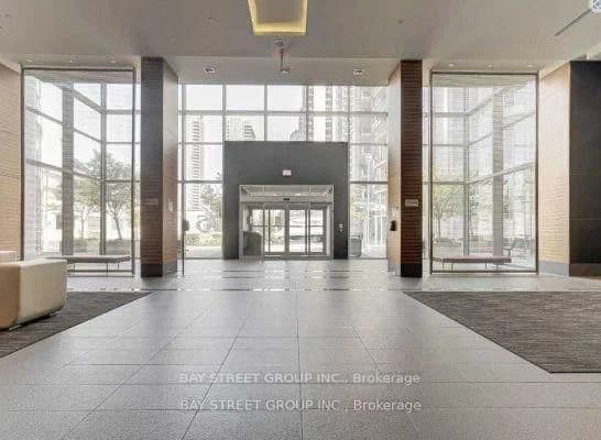 Village Green Square in Toronto · Agincourt South-Malvern West — photo 2