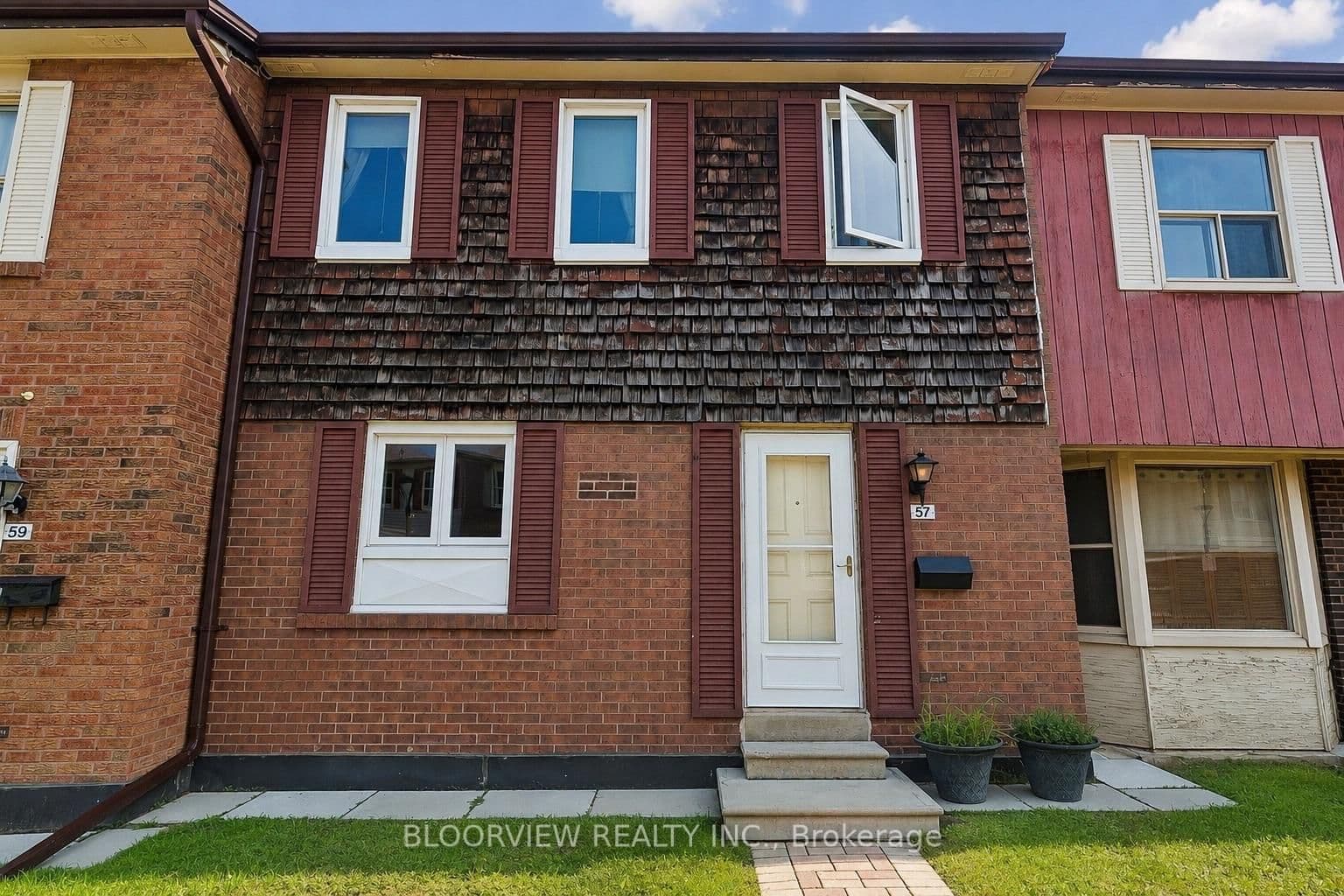 Brimwood Boulevard in Toronto · Agincourt North — photo 2