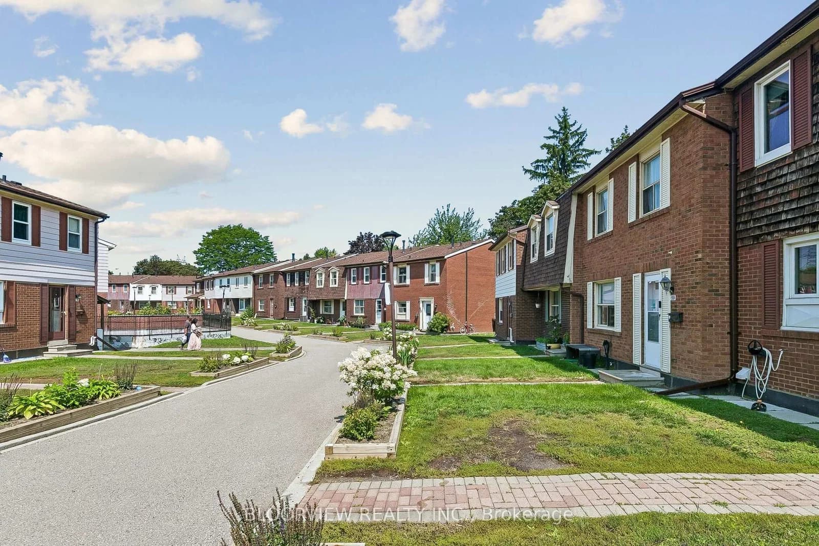 Brimwood Boulevard in Toronto · Agincourt North — photo 3