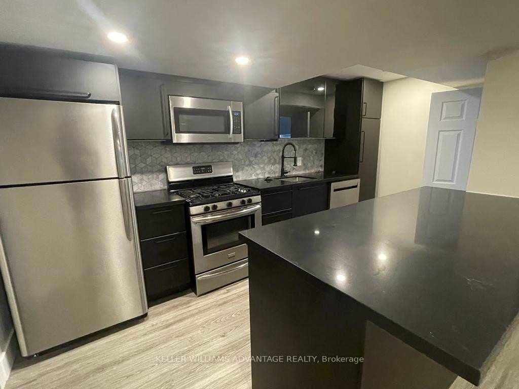 Highfield Road, # in Toronto · Greenwood-Coxwell — photo 2