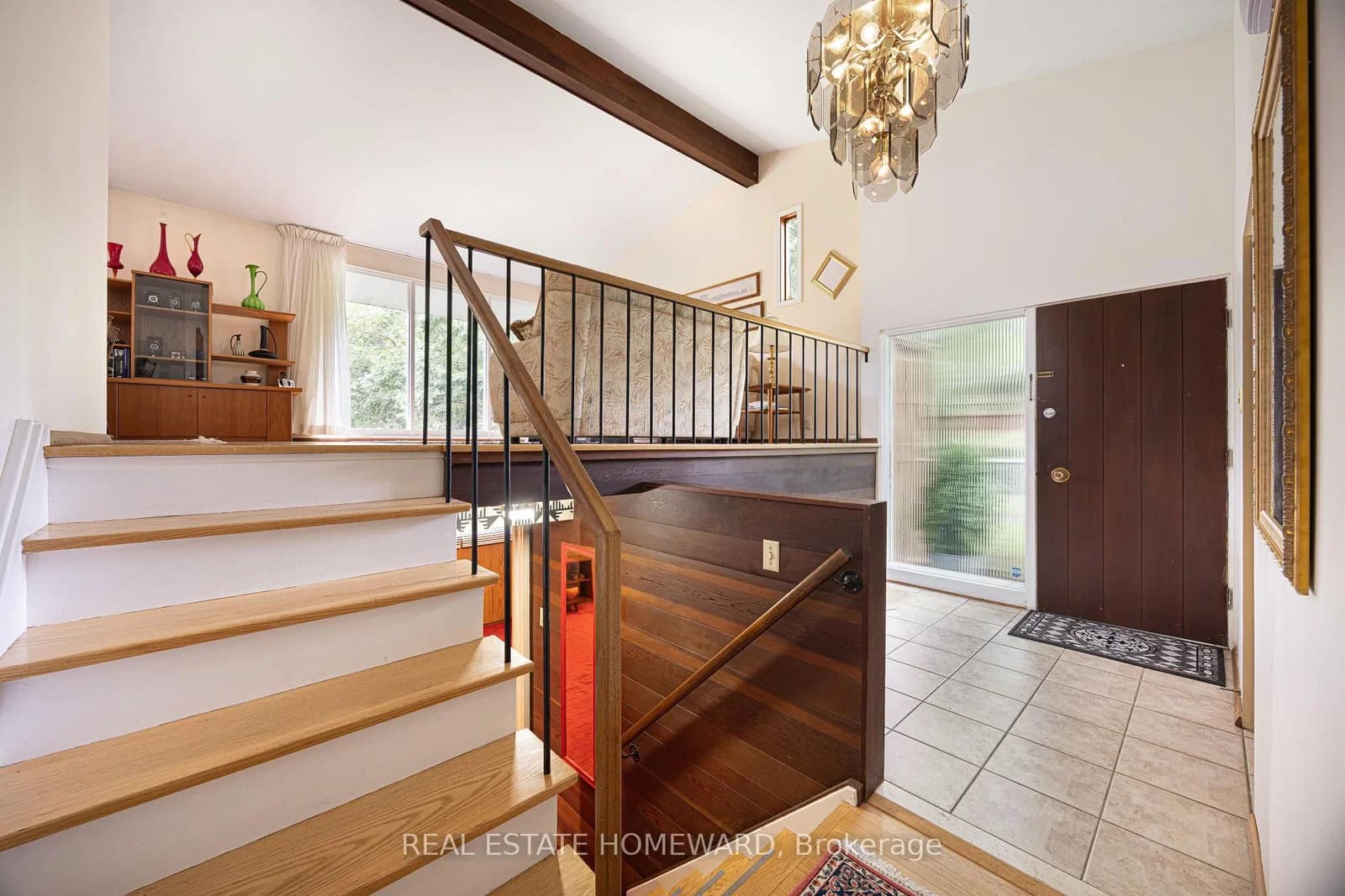 Norbury Crescent in Toronto · Bendale — photo 3