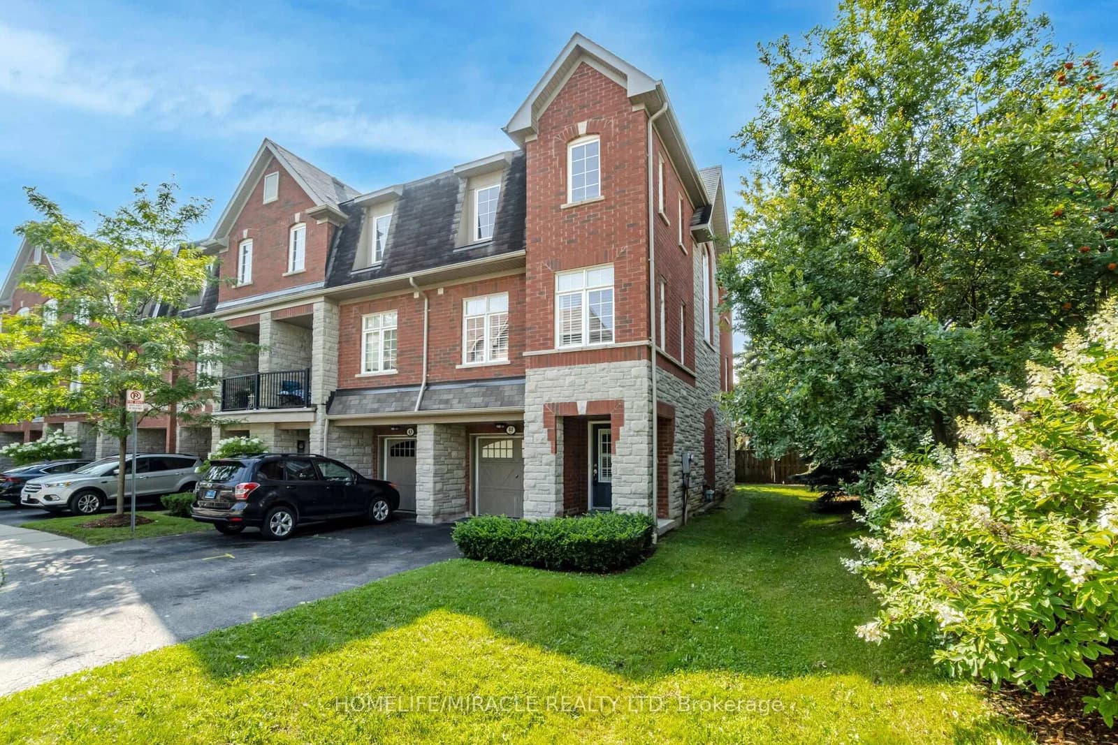 Finch Avenue in Pickering · Village East — photo 2