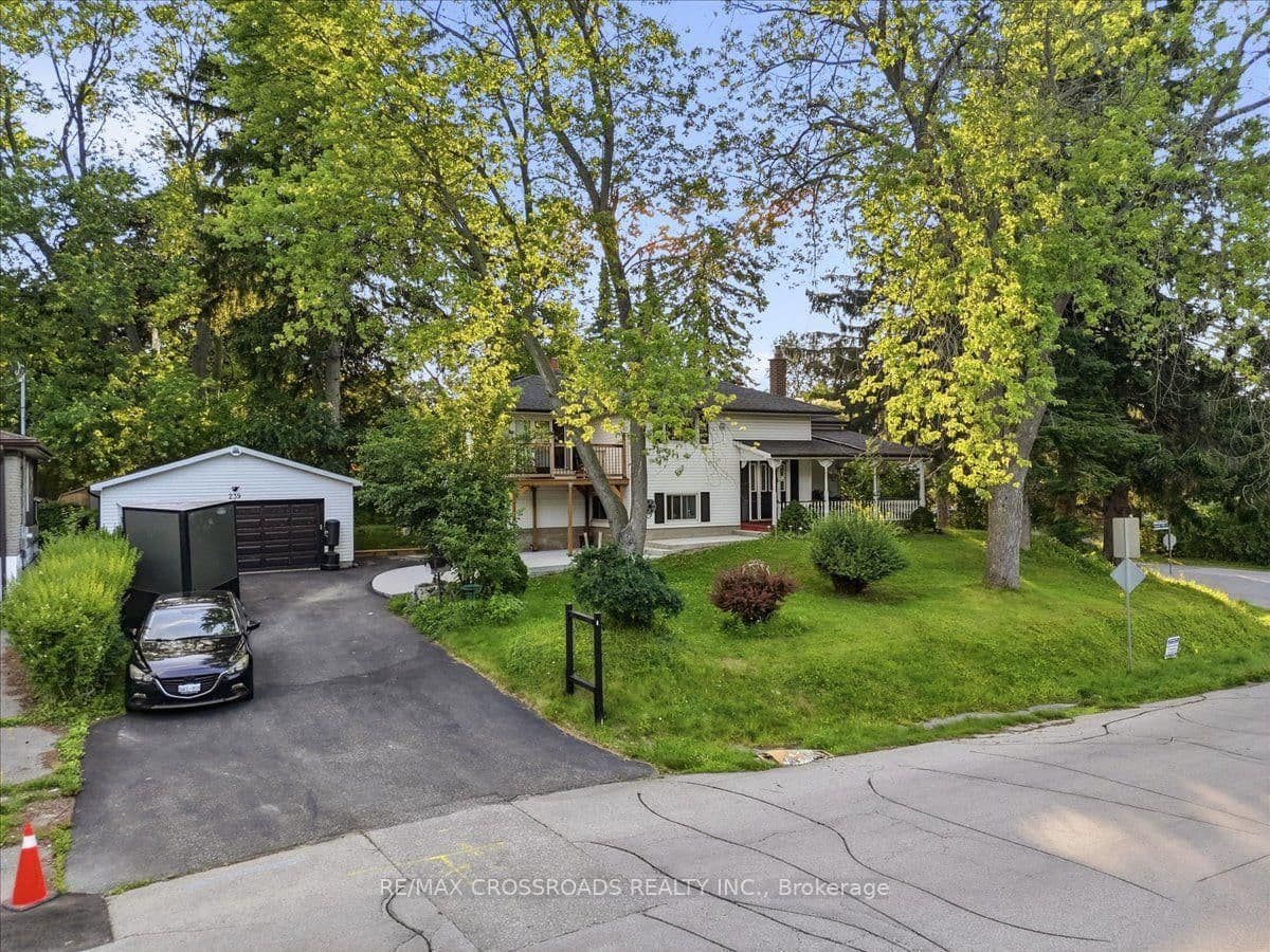 Photo of Island Road in Toronto · Rouge E10