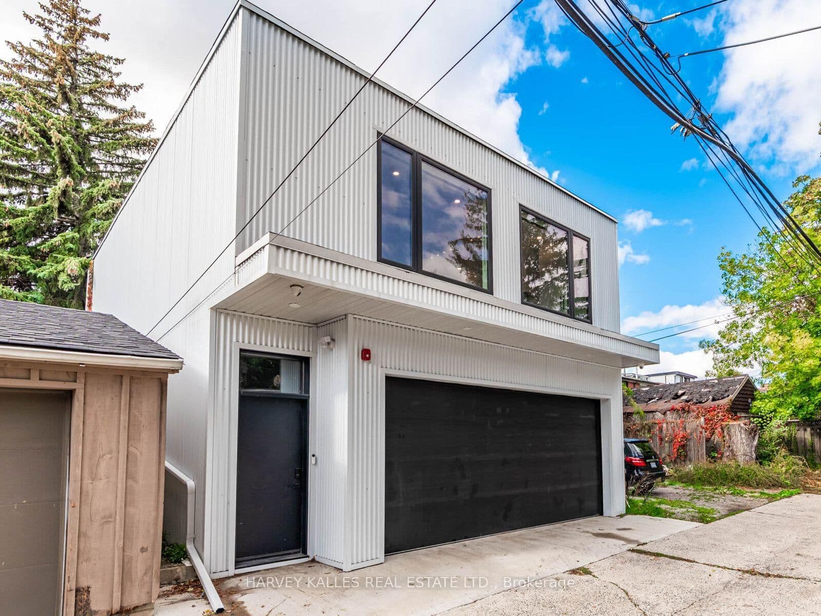 Photo of Leslie Garden Lane in Toronto · South Riverdale