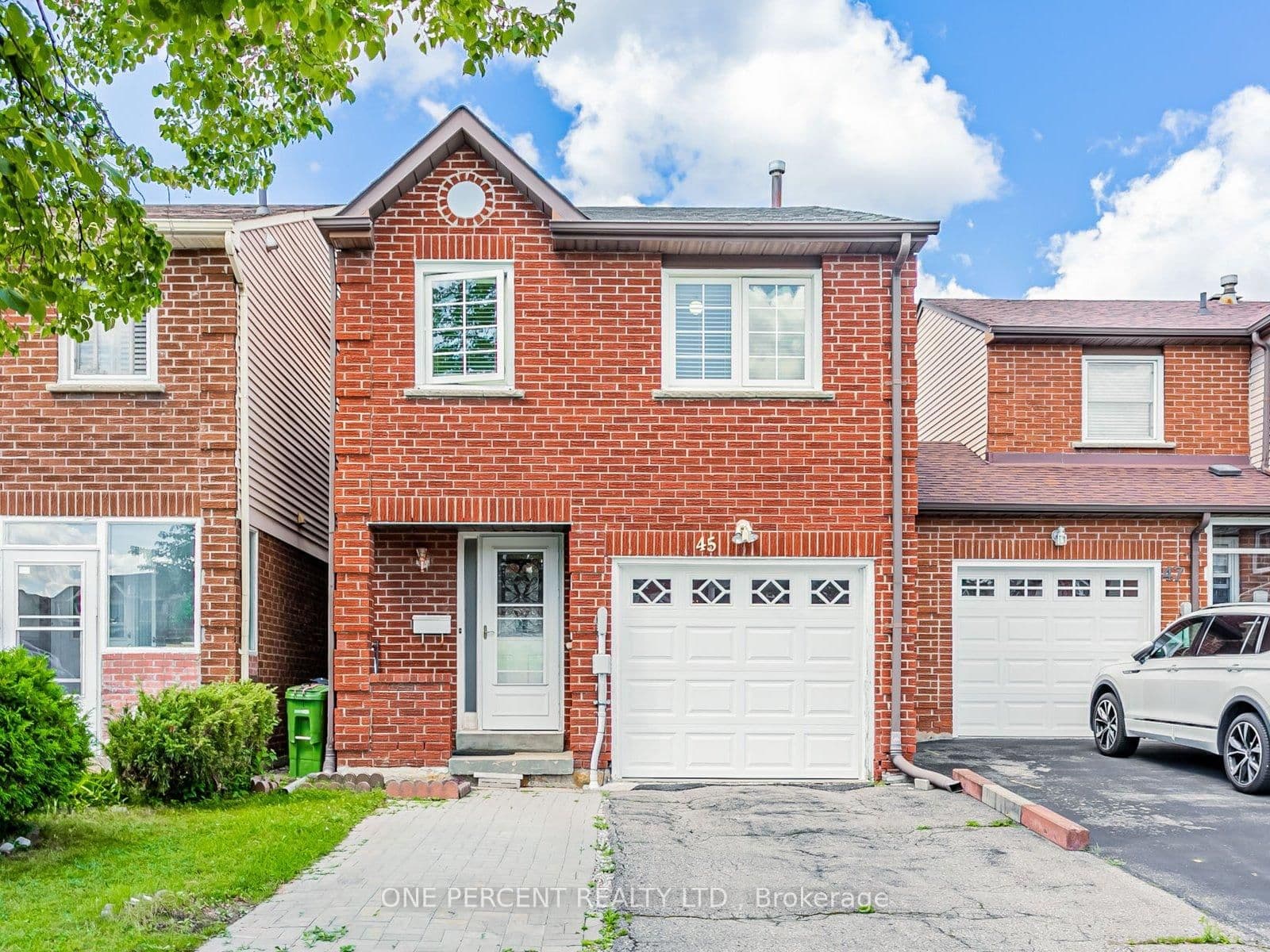 Photo of West Burton Court in Toronto · Agincourt South-Malvern West