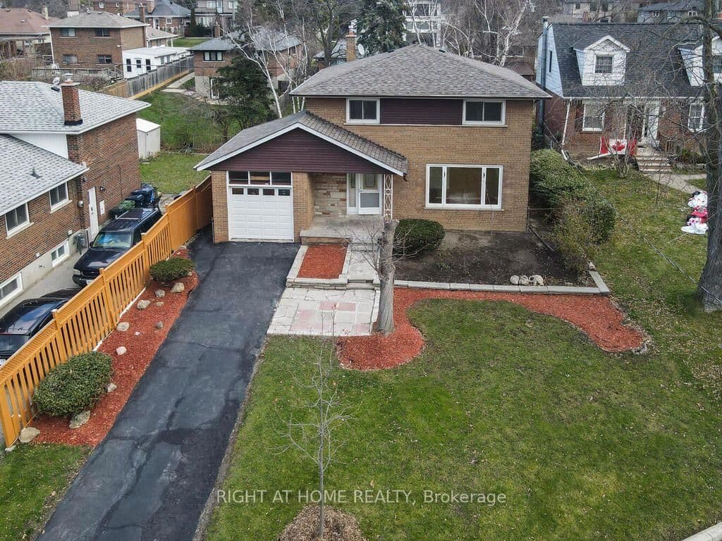 Photo of Allister Avenue in Toronto · Cliffcrest