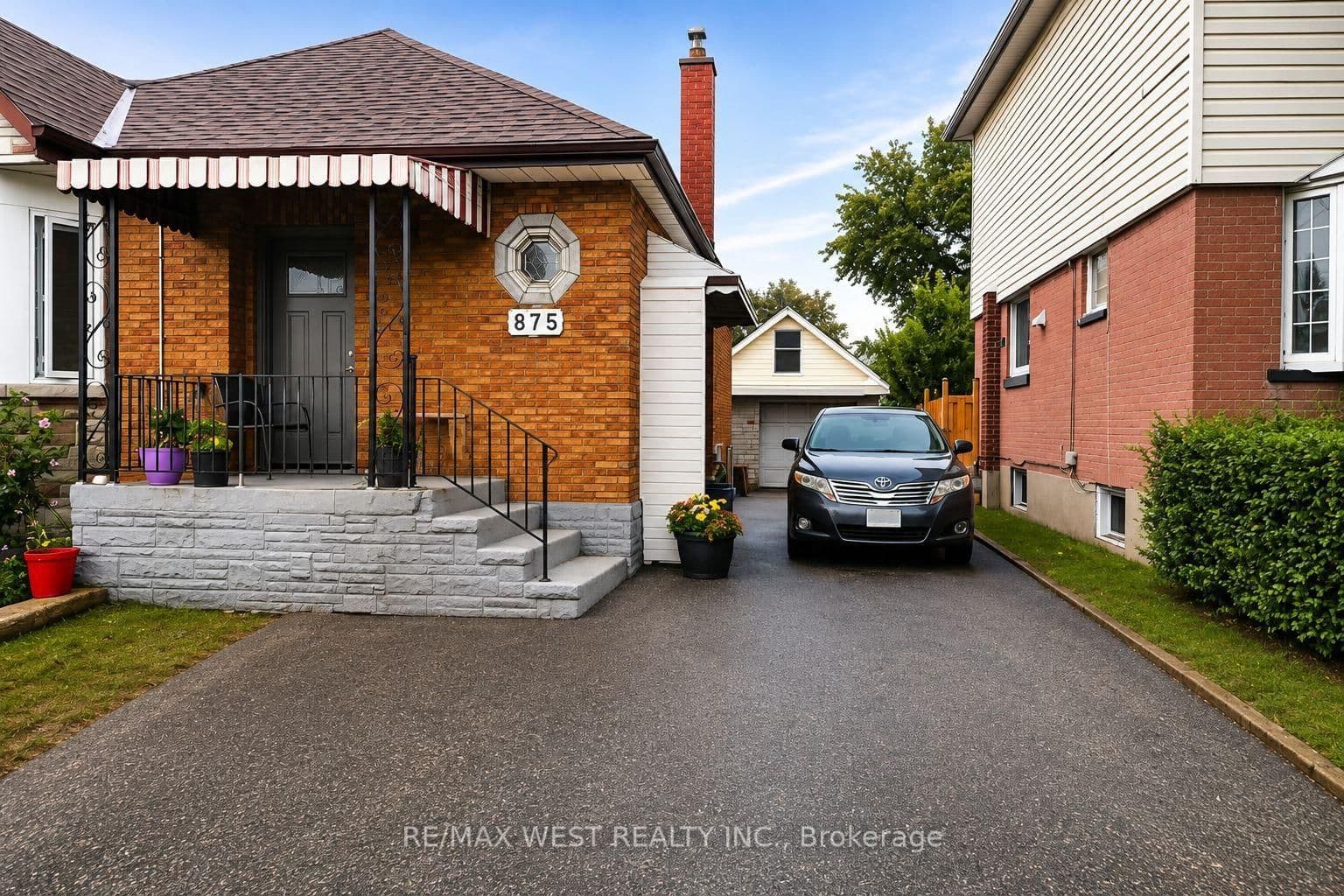 Ritson Road in Oshawa · Lakeview — photo 2