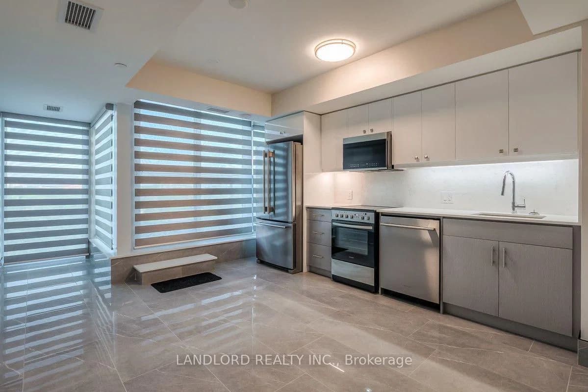 Manderley Drive in Toronto · Birchcliffe-Cliffside — photo 2