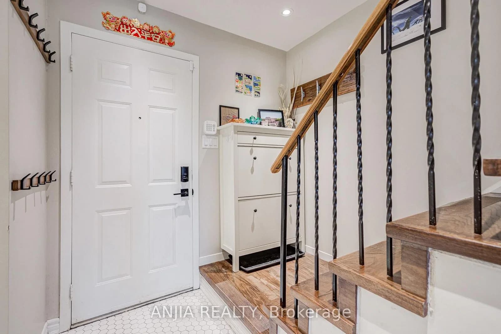Maresfield Drive in Toronto · Milliken — photo 2