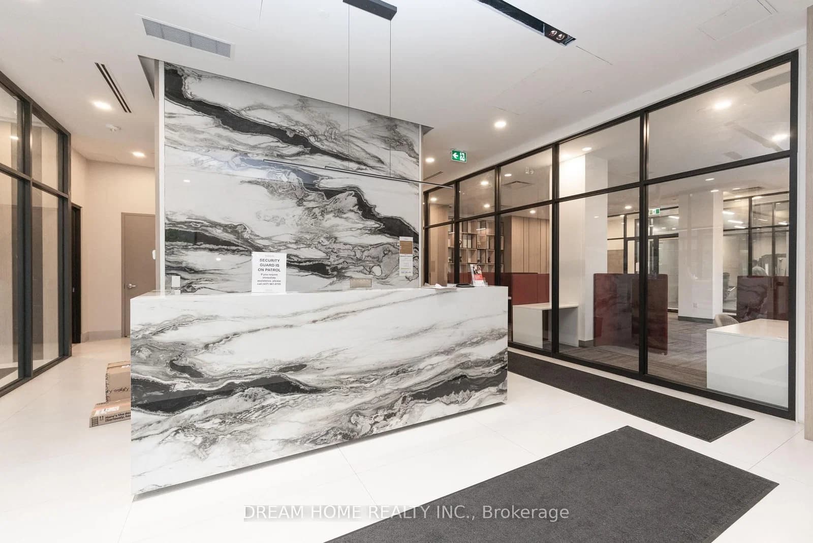 Sheppard Avenue in Toronto · Tam O'Shanter-Sullivan — photo 3