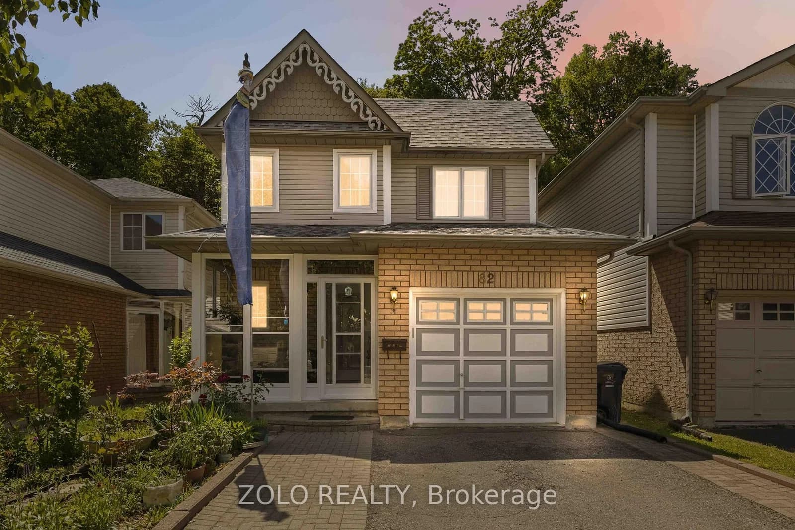 Piperbrook Crescent in Toronto · West Hill — photo 2