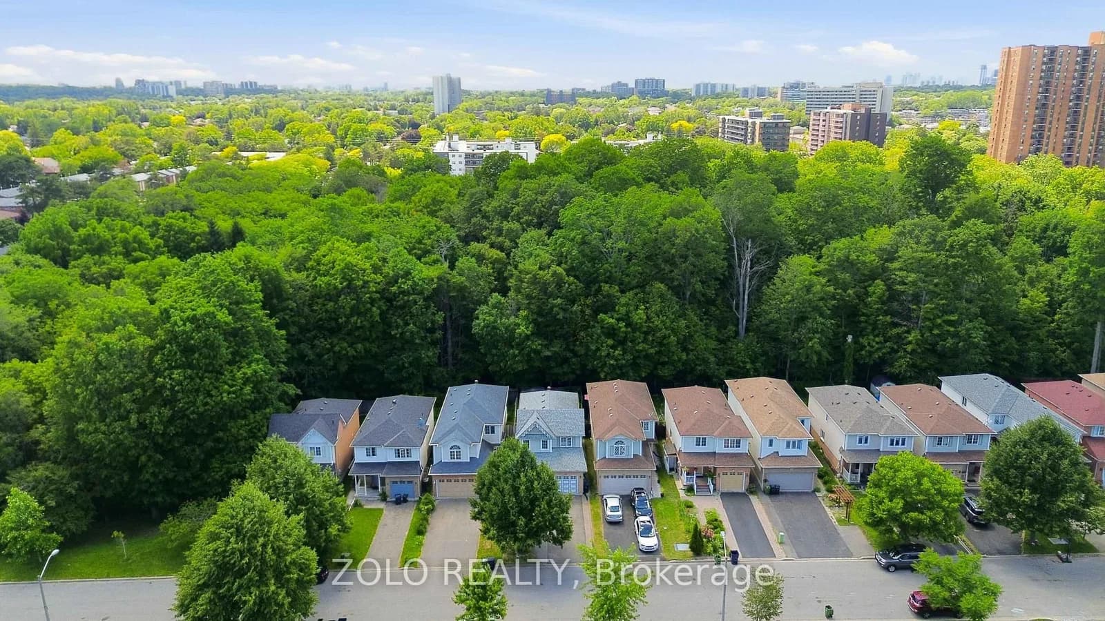 Piperbrook Crescent in Toronto · West Hill — photo 3