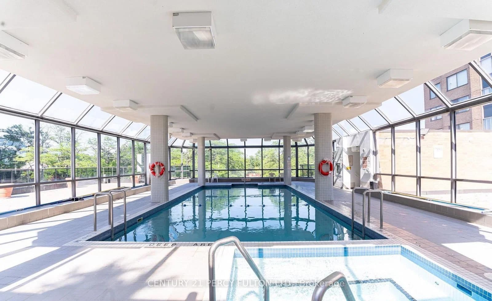 Alton Towers Circle in Toronto · Milliken — photo 2