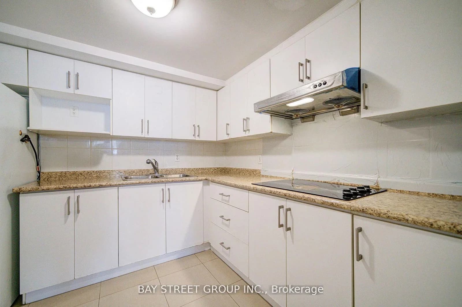 Lockdare Street in Toronto · Agincourt South-Malvern West — photo 3