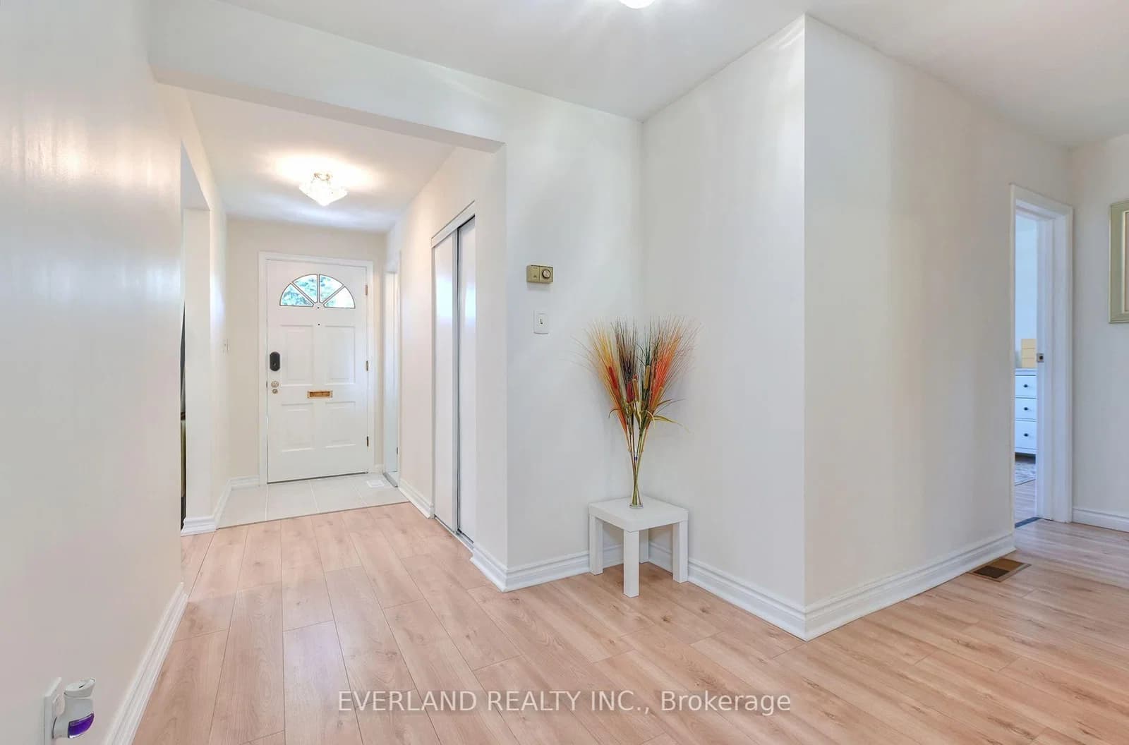 Fairglen Avenue in Toronto · L'Amoreaux — photo 3